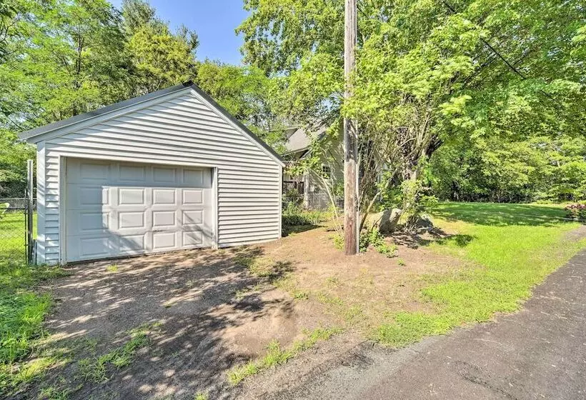 Charming Taylors Falls Home W/ Deck, Fire Pit