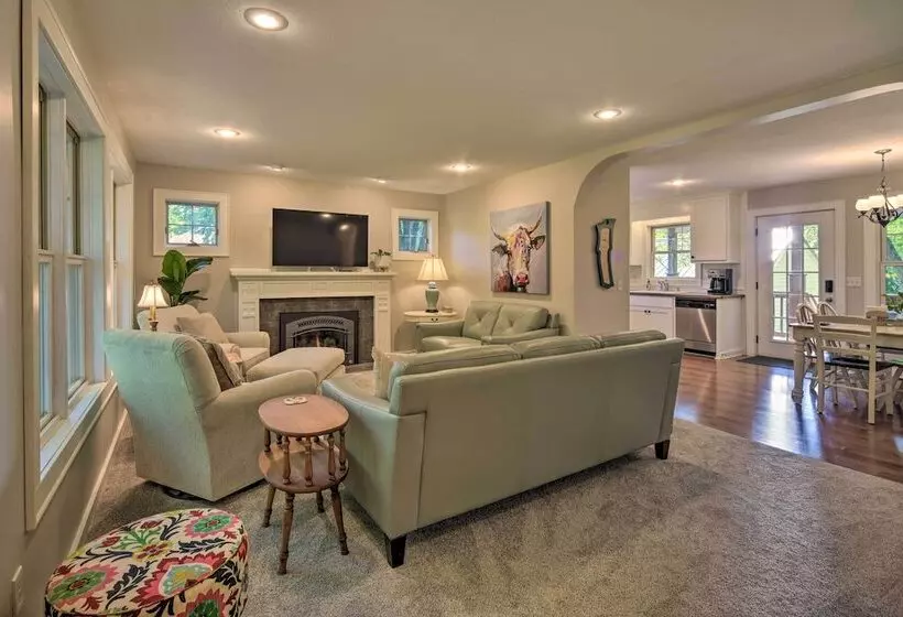 Charming Taylors Falls Home W/ Deck, Fire Pit