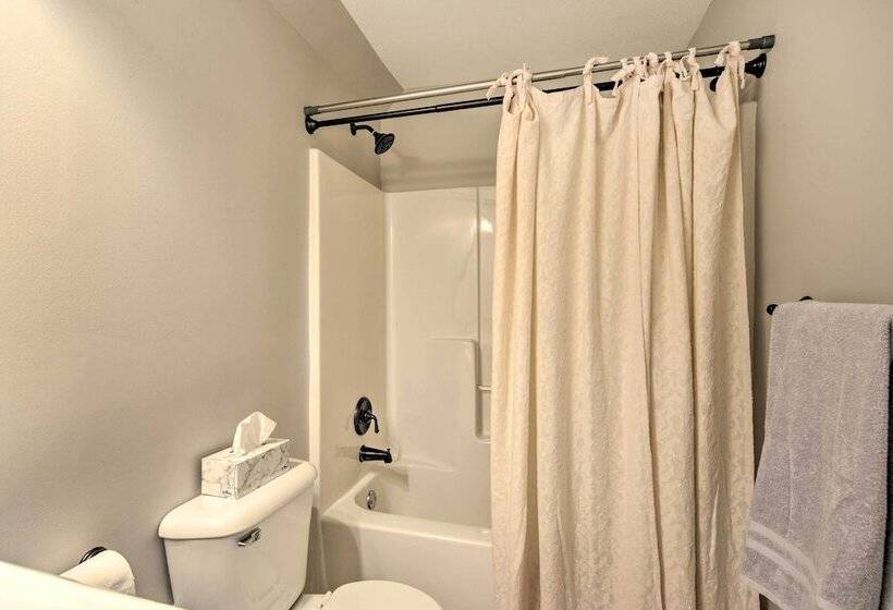 Charming Taylors Falls Home W/ Deck, Fire Pit