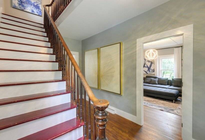 Chester Home ~ 12 Mi To Magic Mountain Ski Area