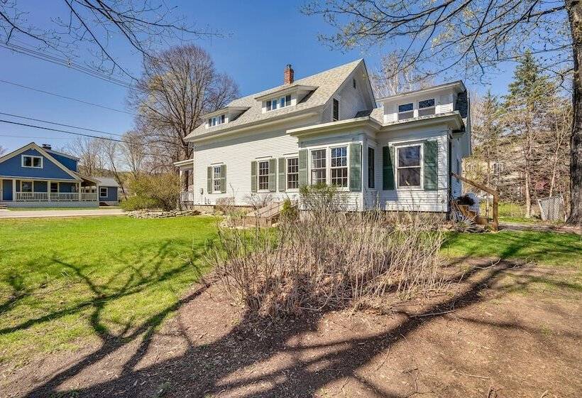 Chester Home ~ 12 Mi To Magic Mountain Ski Area