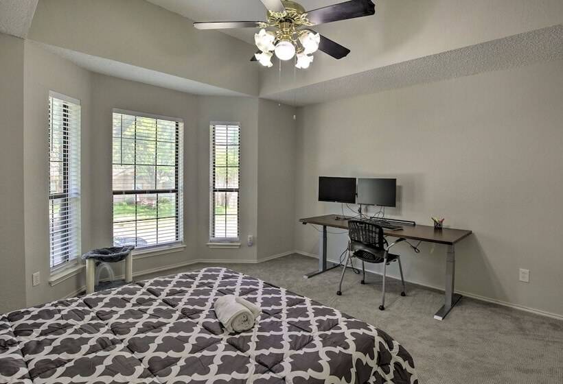 Convenient Allen Retreat, 2 Mi To Downtown!