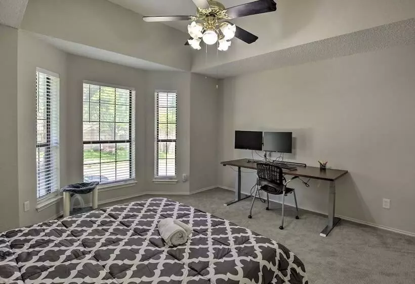 Convenient Allen Retreat, 2 Mi To Downtown!