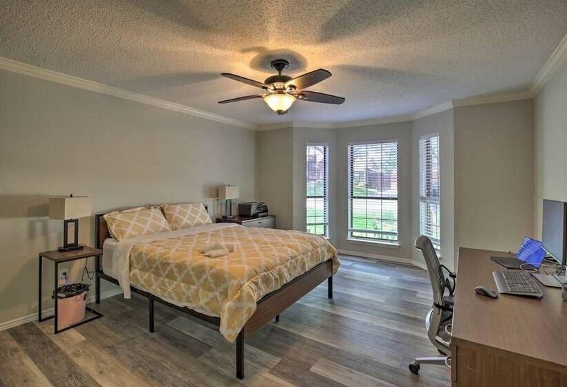 Convenient Allen Retreat, 2 Mi To Downtown!