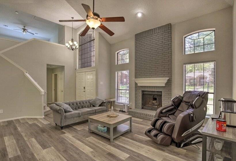 Convenient Allen Retreat, 2 Mi To Downtown!