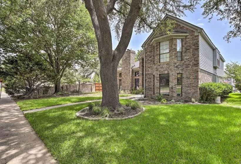 Convenient Allen Retreat, 2 Mi To Downtown!