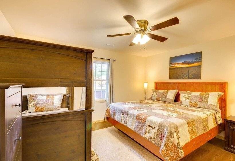 Cozy Bryson City Cabin 5 Miles To Downtown!