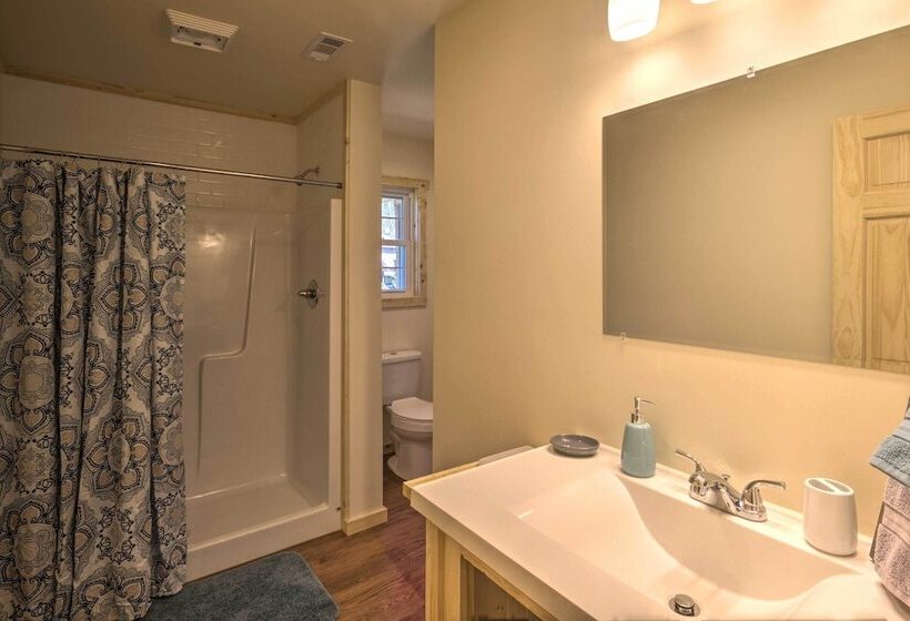 Cozy Bryson City Cabin 5 Miles To Downtown!