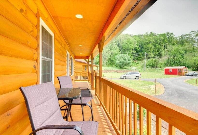 Cozy Bryson City Cabin 5 Miles To Downtown!