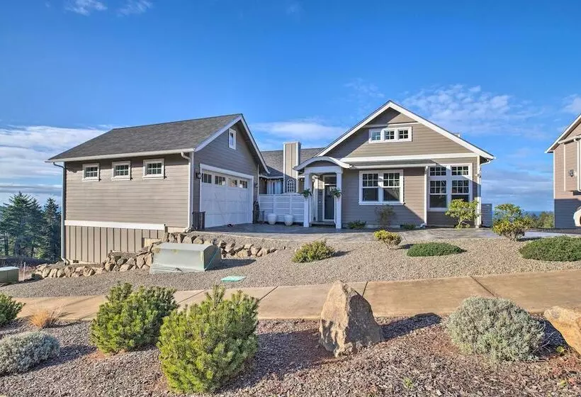 Cozy Depoe Bay Home < 1 Mi To Pirate Cove!