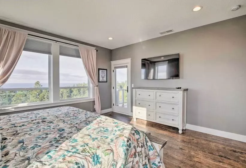 Cozy Depoe Bay Home < 1 Mi To Pirate Cove!