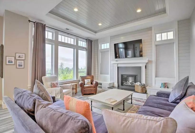 Cozy Depoe Bay Home < 1 Mi To Pirate Cove!
