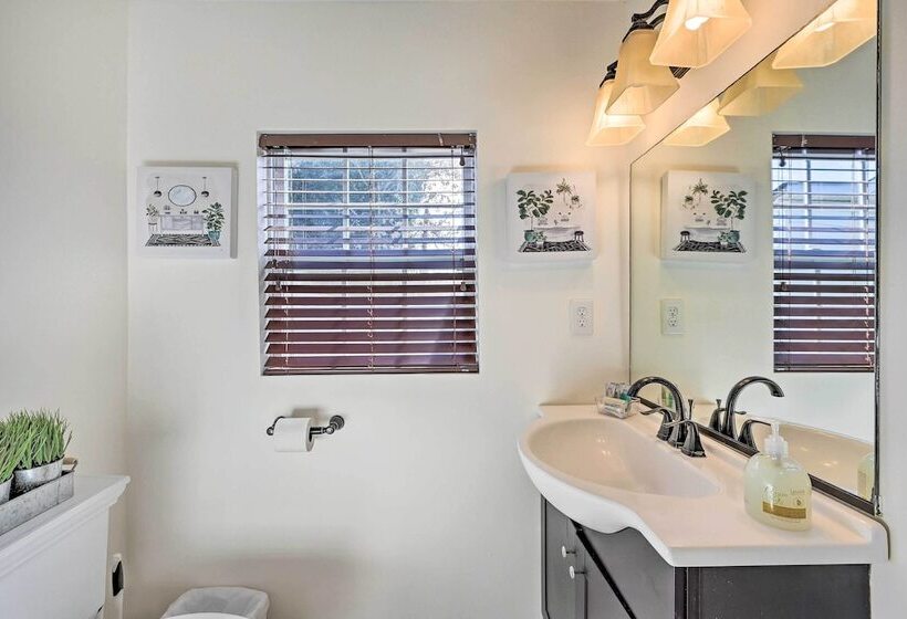 Cozy Winston Salem Home < 2 Mi To Downtown!