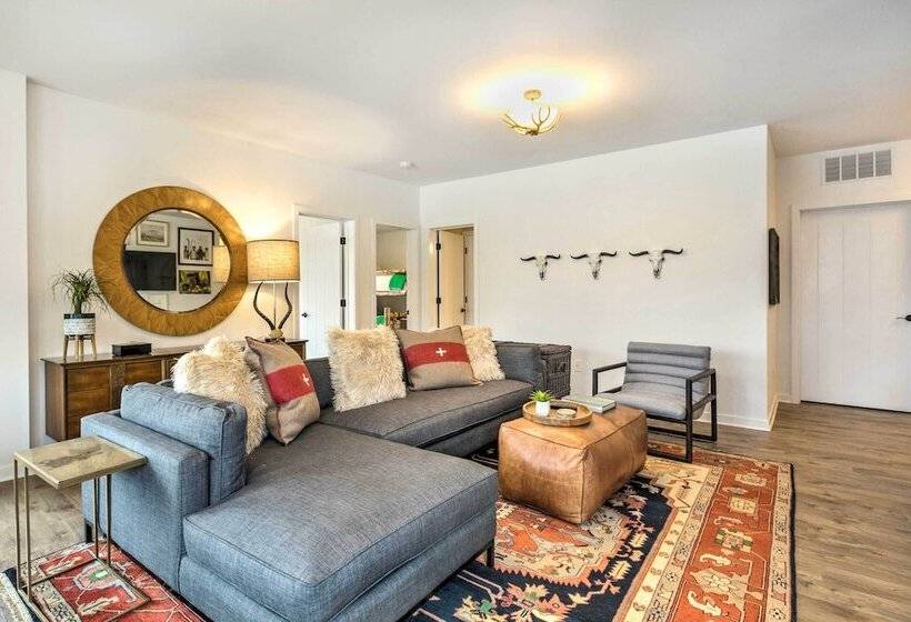 Designer Home W/ Fire Pit ~ 70 Steps To Slopes!