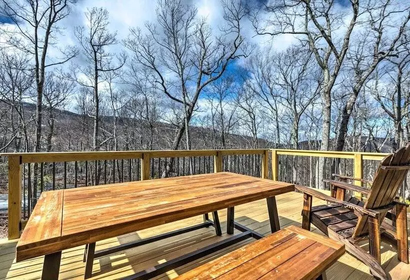 Designer Home W/ Fire Pit ~ 70 Steps To Slopes!
