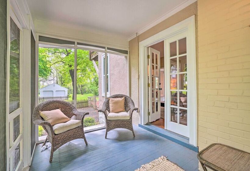 Elegant Charles Town Home: Grill, Walk Dtwn!