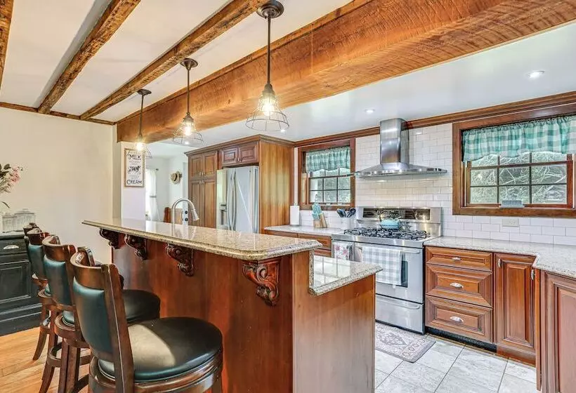 Hot Tub, Game Room: Greentown Home Near State Park