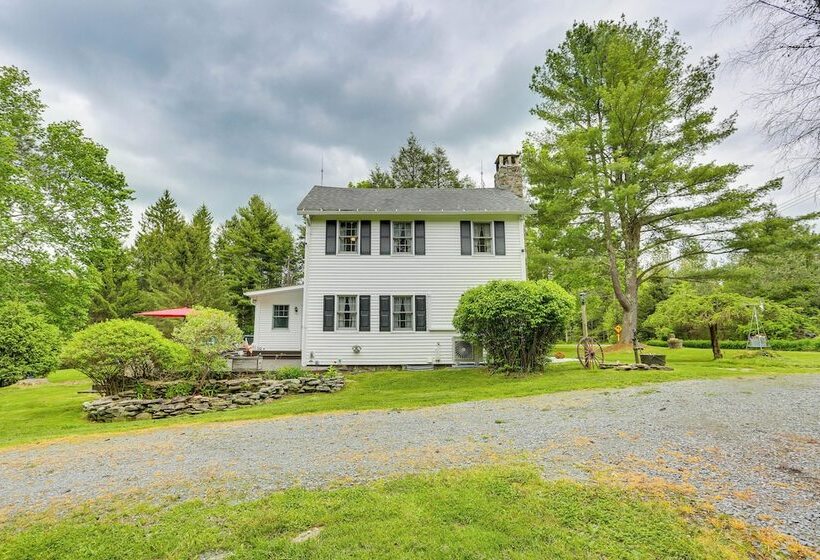 Hot Tub, Game Room: Greentown Home Near State Park