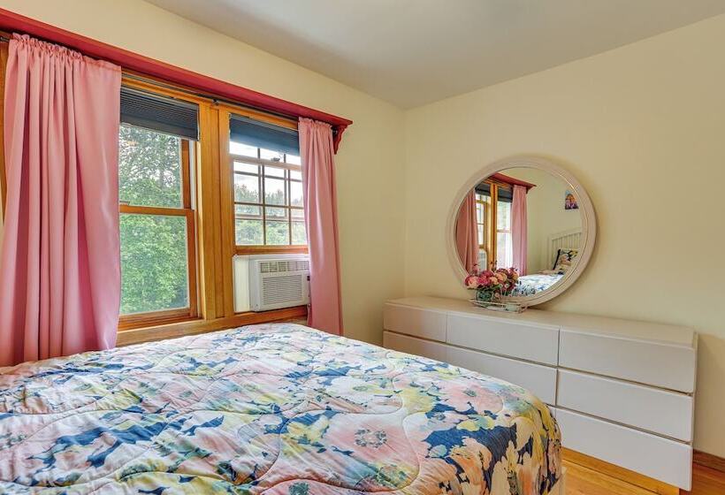 Hot Tub, Game Room: Greentown Home Near State Park