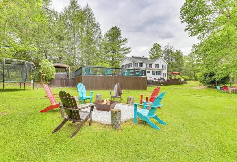 Hot Tub, Game Room: Greentown Home Near State Park