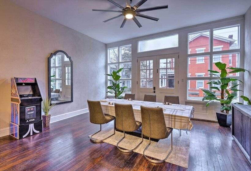 Near Downtown Dayton: Historic South Park Home