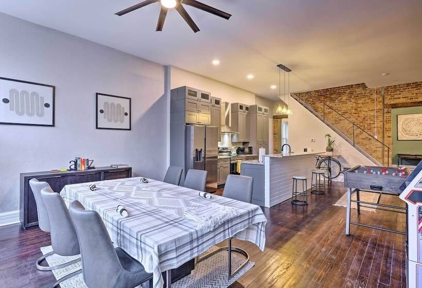 Near Downtown Dayton: Historic South Park Home