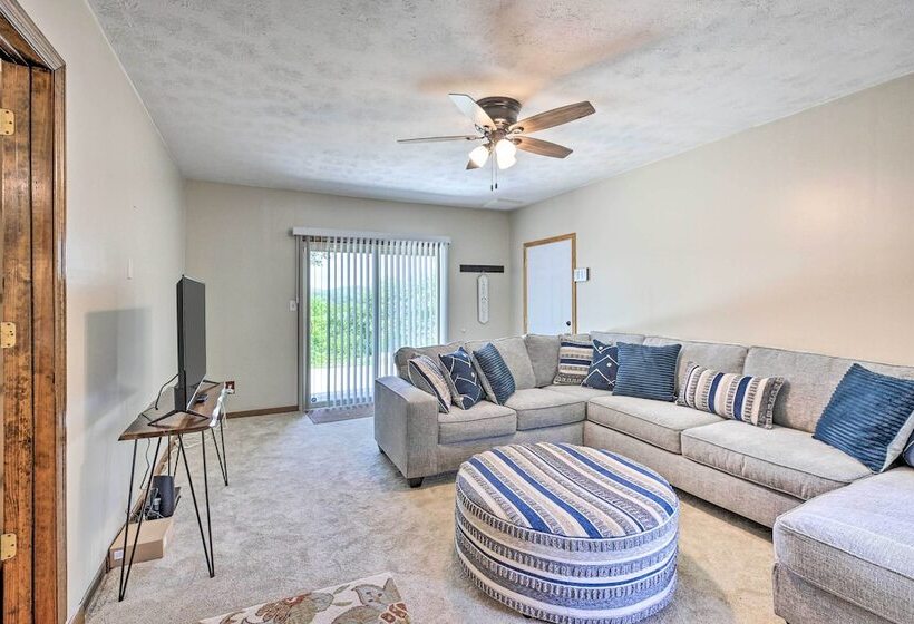 Idyllic Bronston Retreat W/ Fire Pit + View!