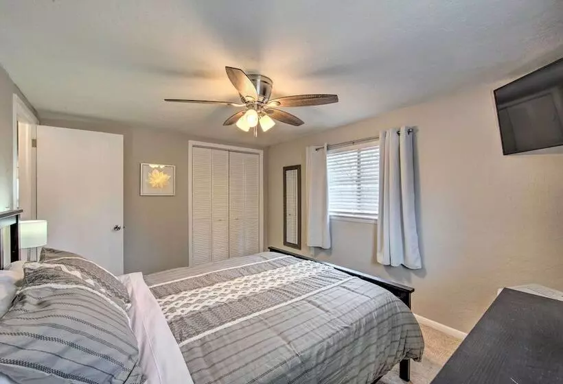 Jefferson Retreat W/ Backyard < 1 Mi To Lake!