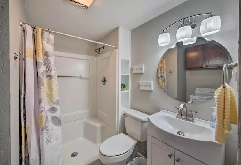 Jefferson Retreat W/ Backyard < 1 Mi To Lake!