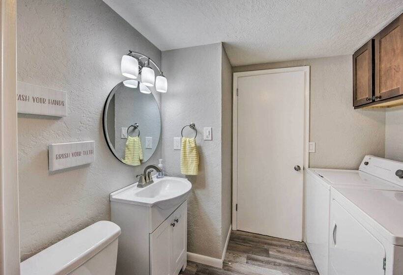 Jefferson Retreat W/ Backyard < 1 Mi To Lake!