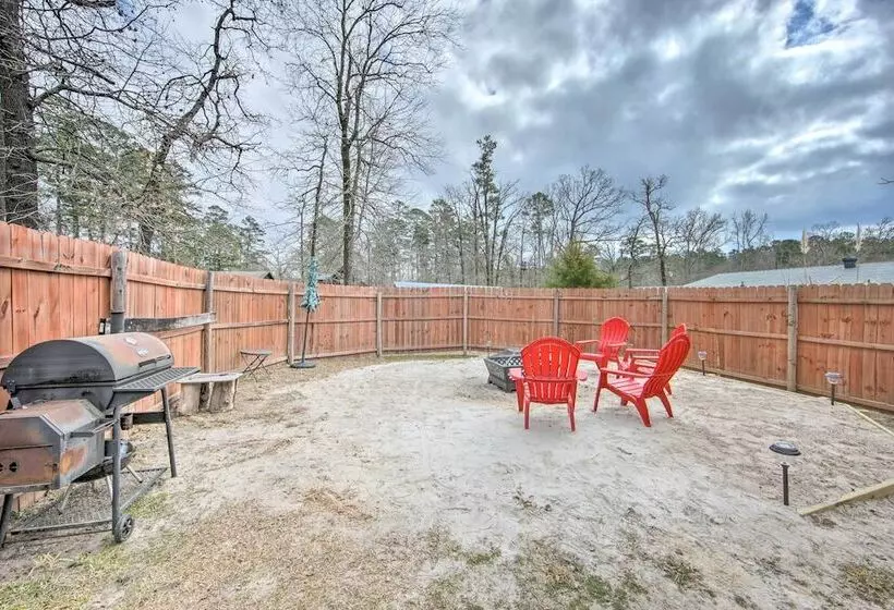 Jefferson Retreat W/ Backyard < 1 Mi To Lake!