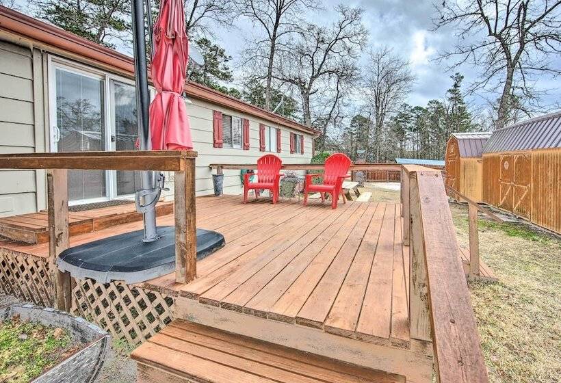 Jefferson Retreat W/ Backyard < 1 Mi To Lake!