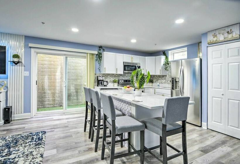 Joppatowne Home W/ Private Deck & Fireplace!