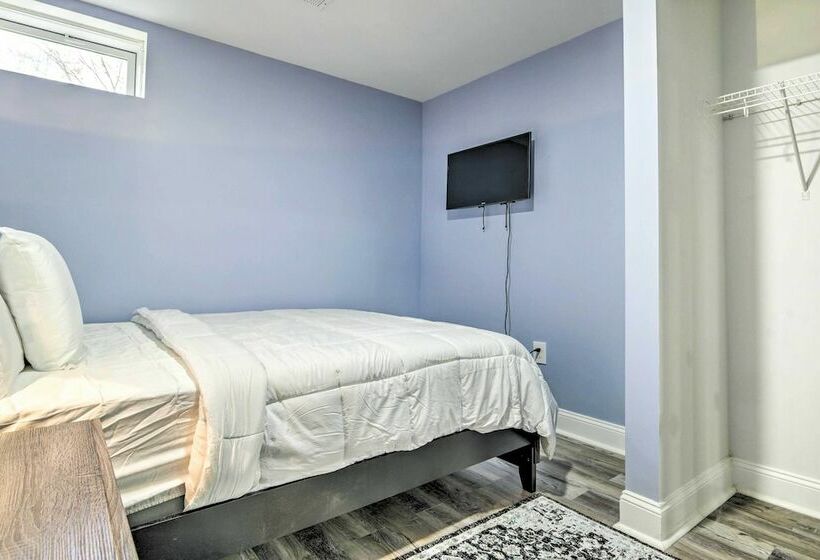 Joppatowne Home W/ Private Deck & Fireplace!