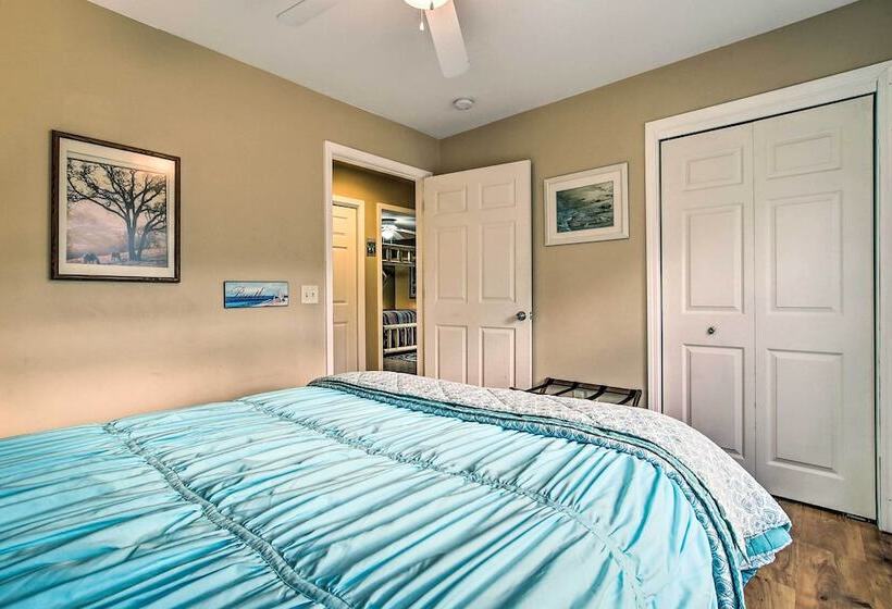 Lake Michigan Gem < Half Miles To Private Beach!