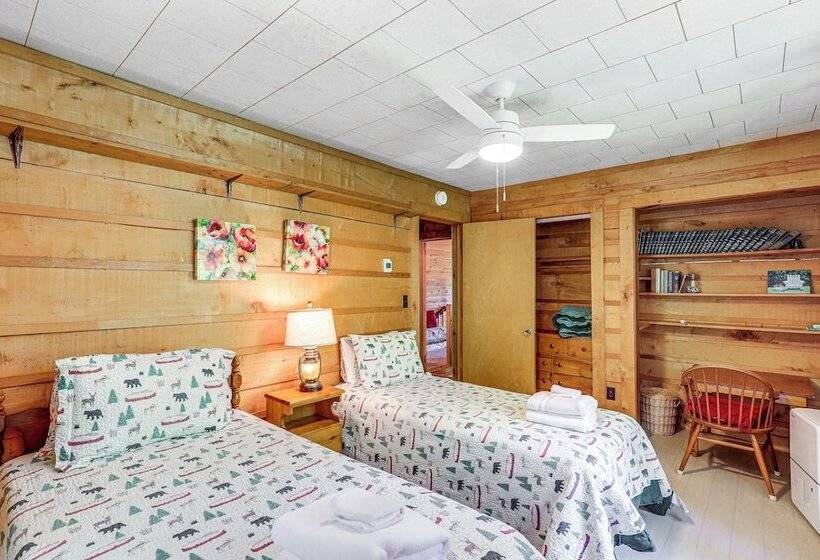 Mars Hill Cabin W/ Pool Table ~ 2 Mi To Wolf Ridge