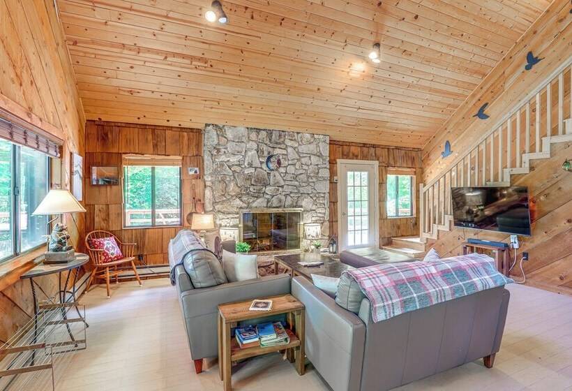 Mars Hill Cabin W/ Pool Table ~ 2 Mi To Wolf Ridge