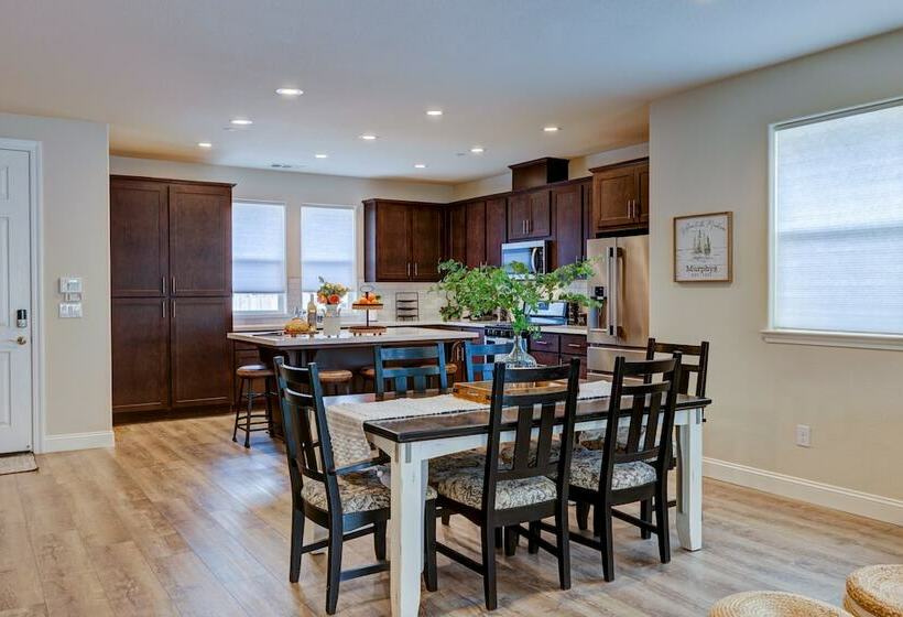 Modern Murphys Vacation Home Near Downtown!