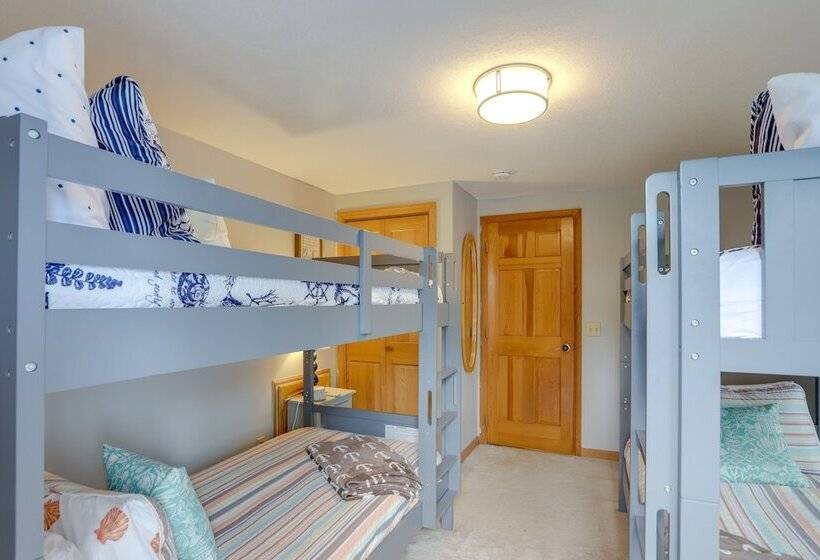 Oak Harbor Lake Home W/ 4 Decks + Seating!