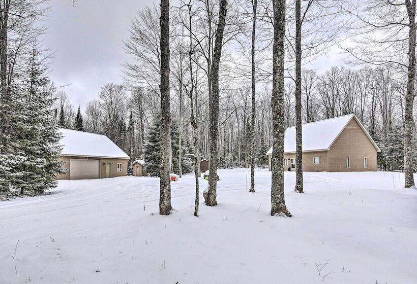 Phelps Cabin On 26 Acres W/ Fire Pit!
