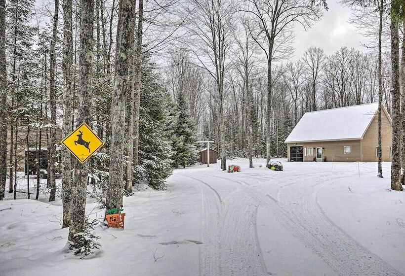 Phelps Cabin On 26 Acres W/ Fire Pit!