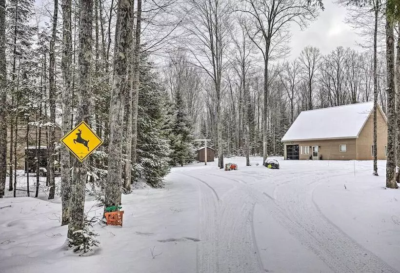 Phelps Cabin On 26 Acres W/ Fire Pit!
