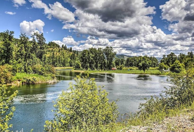 Private 2 Acre Retreat W/ Mtn Views, Walk To River