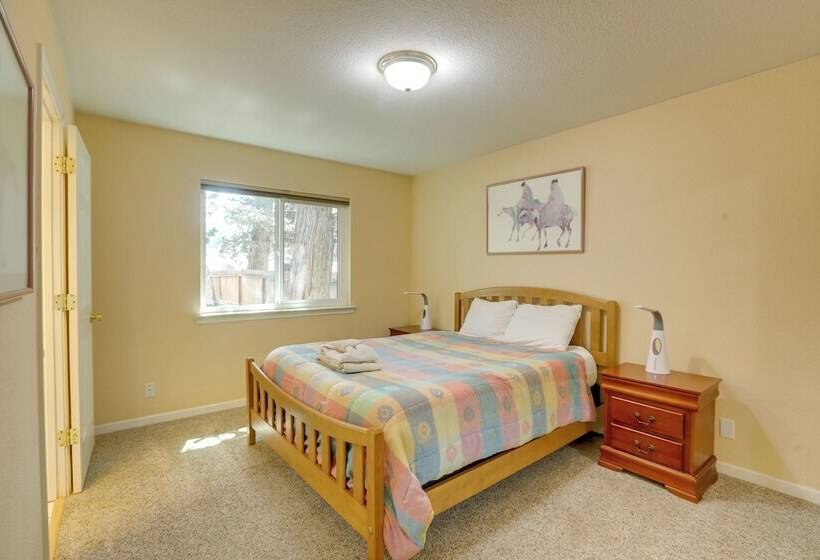 9 Mi To Heavenly Mountain: South Lake Tahoe Home