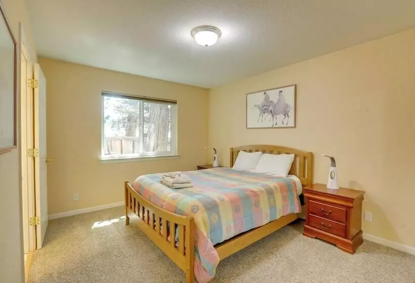 9 Mi To Heavenly Mountain: South Lake Tahoe Home