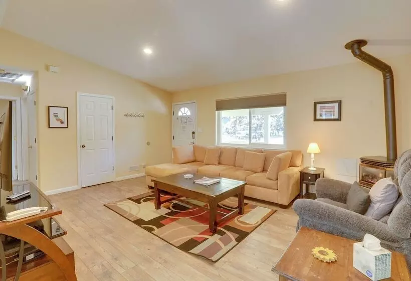 9 Mi To Heavenly Mountain: South Lake Tahoe Home