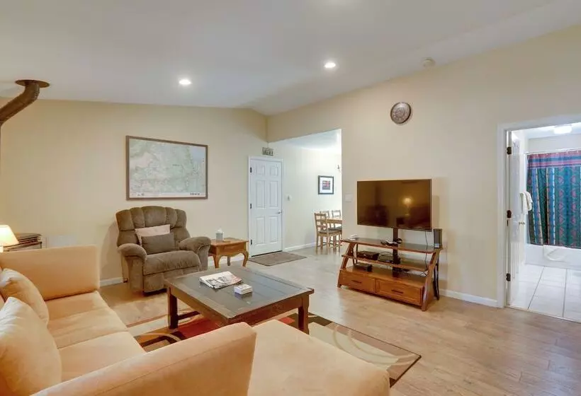 9 Mi To Heavenly Mountain: South Lake Tahoe Home