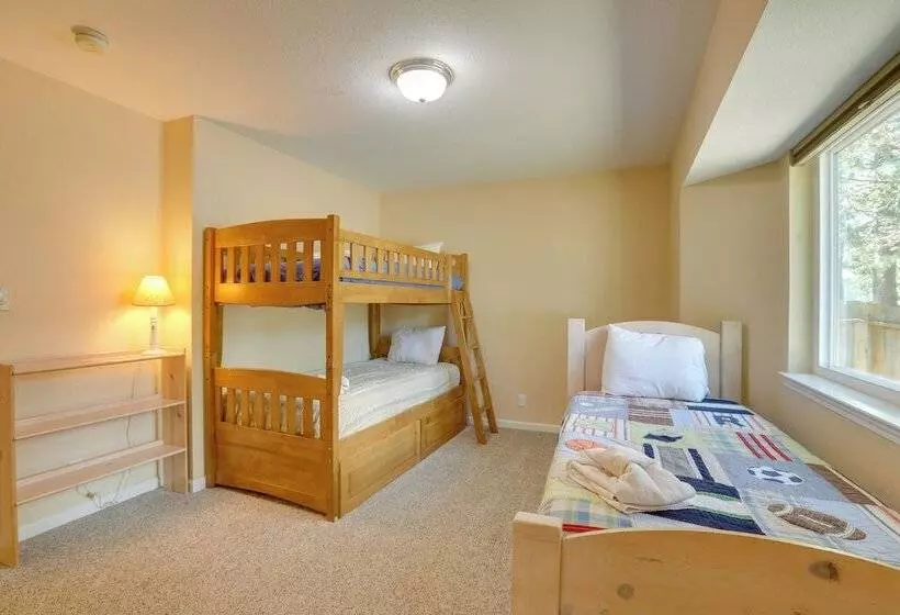 9 Mi To Heavenly Mountain: South Lake Tahoe Home