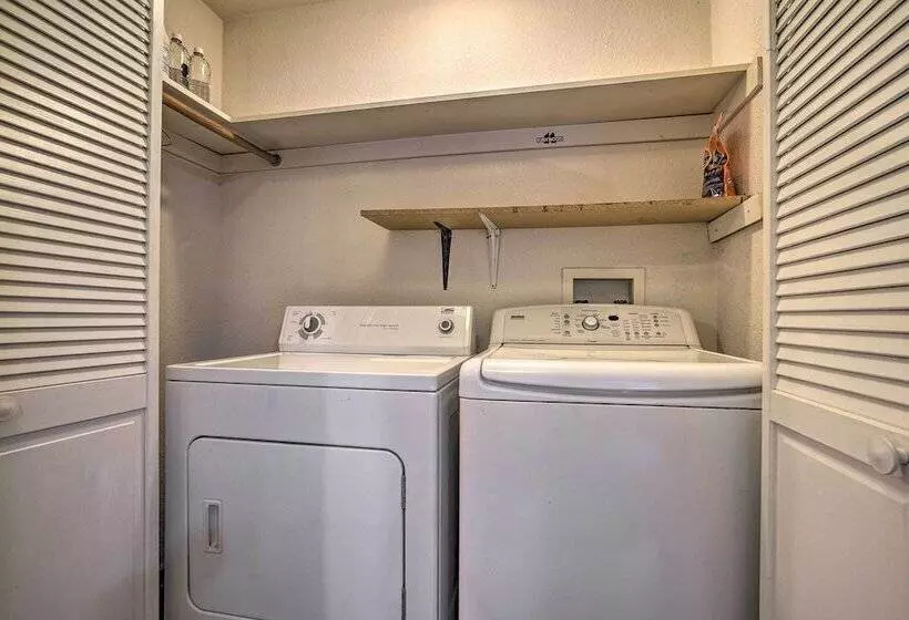 9 Mi To Heavenly Mountain: South Lake Tahoe Home