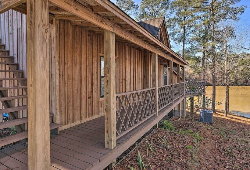 Riverfront Shelby Home W/ Private Boat Dock!